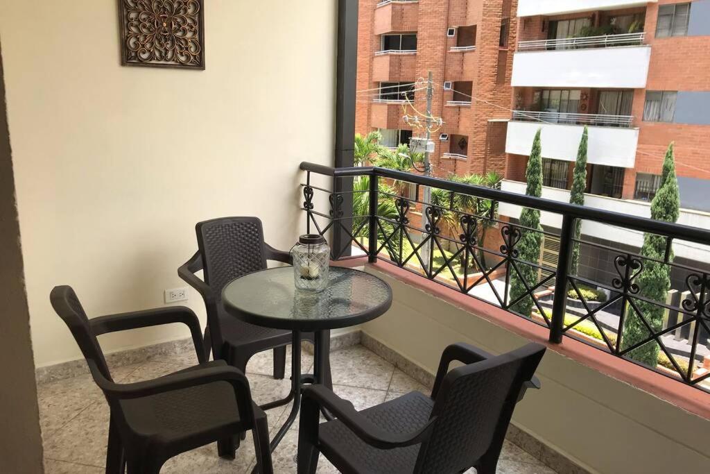 Laureles 301 Daire Medellín Dış mekan fotoğraf